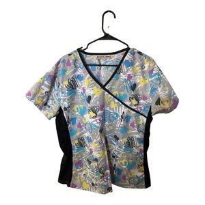 Green town XL hearts scrub top